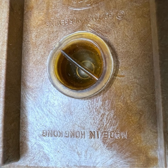 Vintage Plastic Icebox Salt and Pepper Shakers Kitsch Kitchen Decor - Picture 9 of 12